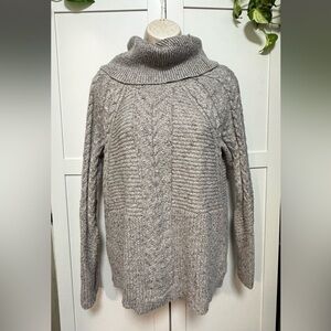 Liz Claiborne Gray Cable Knit Sweater